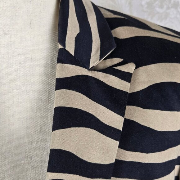 Jones New York Signature Size 4 Cream Black Animal Striped Blazer 1 Button Close - Picture 3 of 14